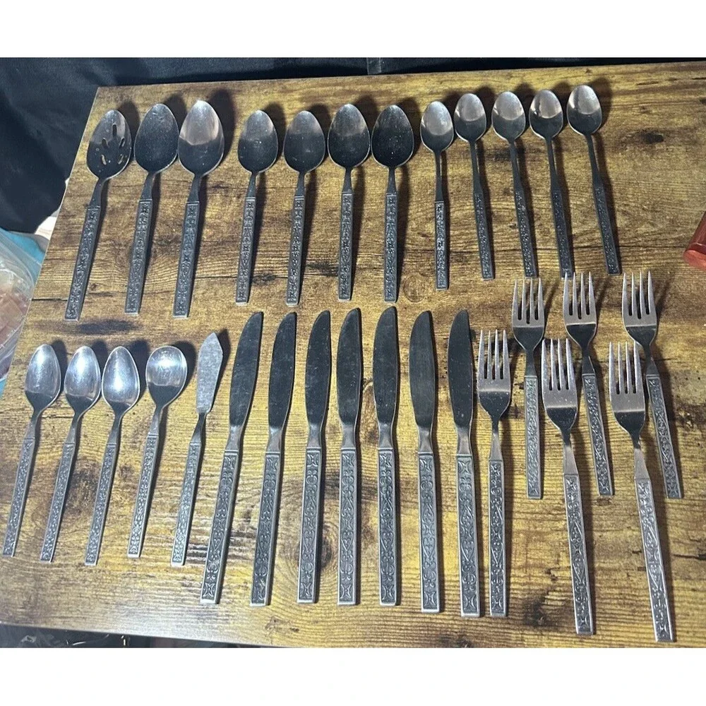 Orleans Stainless Steel Flatware Pattern ORL59 Scrolls Black Accent Vtg 34 Piece